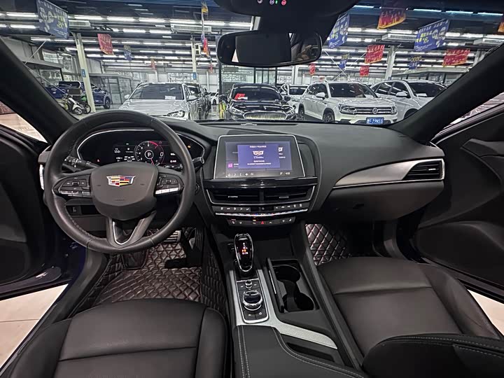 Фото 9 - Cadillac CT5