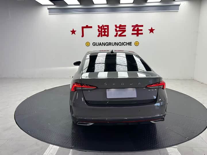 Фото 4 - Skoda Octavia Pro