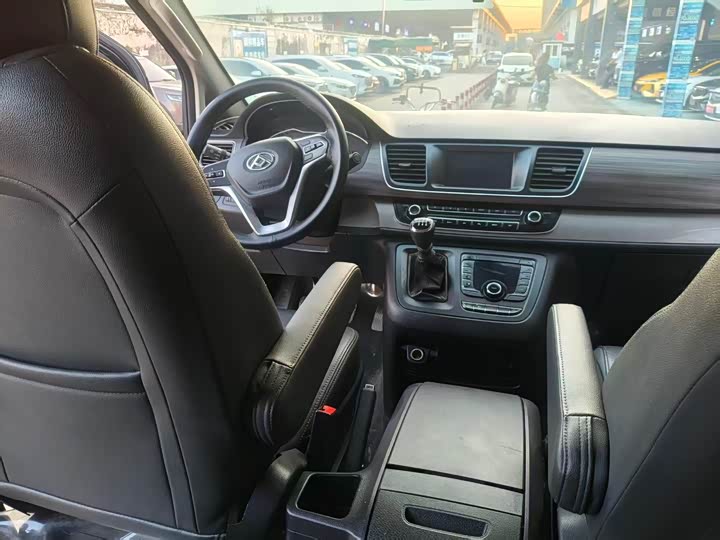 Фото 3 - Maxus G10