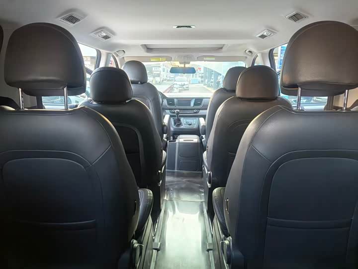 Фото 5 - Maxus G10