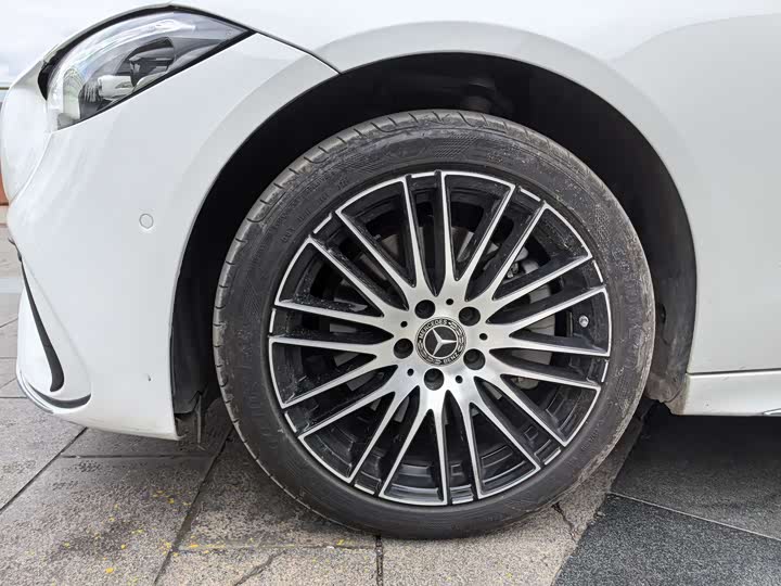 Фото 4 - Mercedes-Benz C-Class