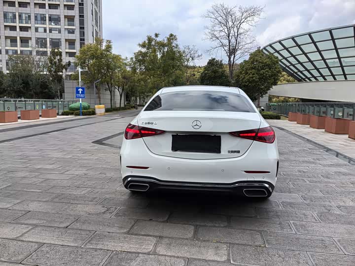 Фото 9 - Mercedes-Benz C-Class