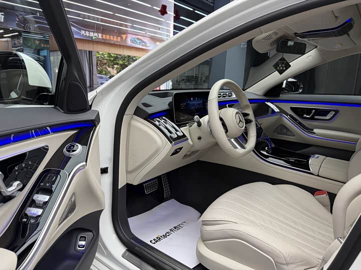 Фото 8 - Mercedes-Benz S-Class