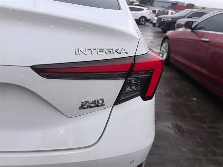 Фото 8 - Honda Integra