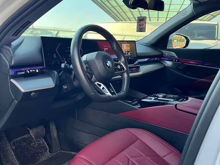 Фото 4 - BMW 5 Series