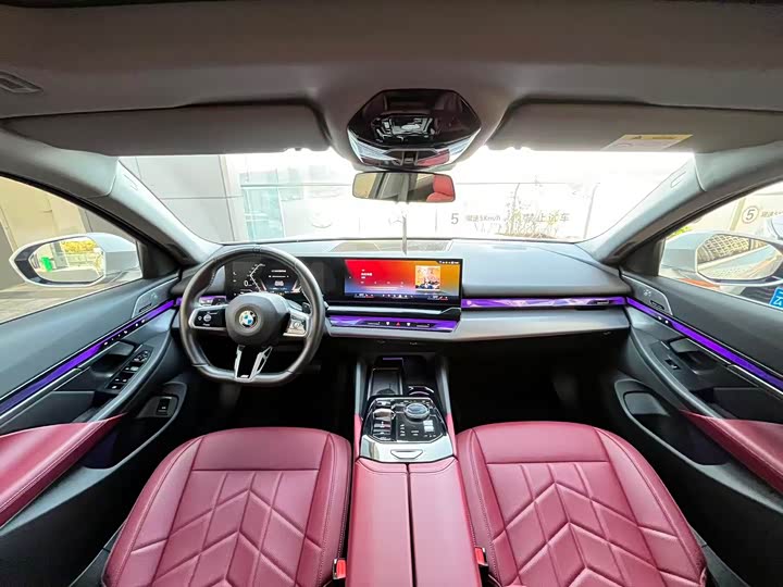 Фото 6 - BMW 5 Series