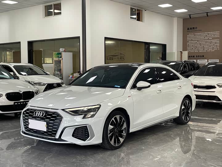 Фото 1 - Audi A3