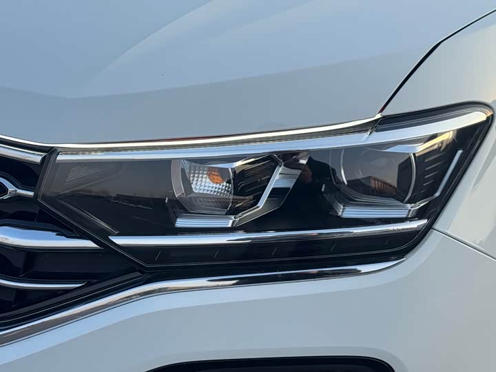 Фото 8 - Volkswagen Tayron