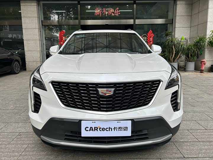 Фото 3 - Cadillac XT4