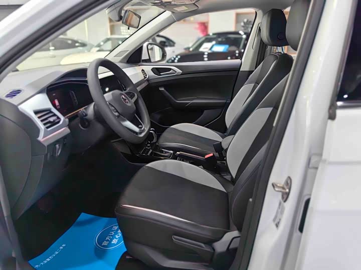 Фото 7 - Volkswagen Tacqua