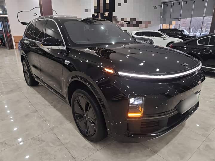 Фото 4 - LiXiang L8