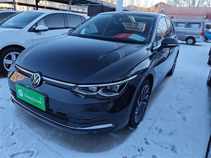 Фото 2 - Volkswagen Golf