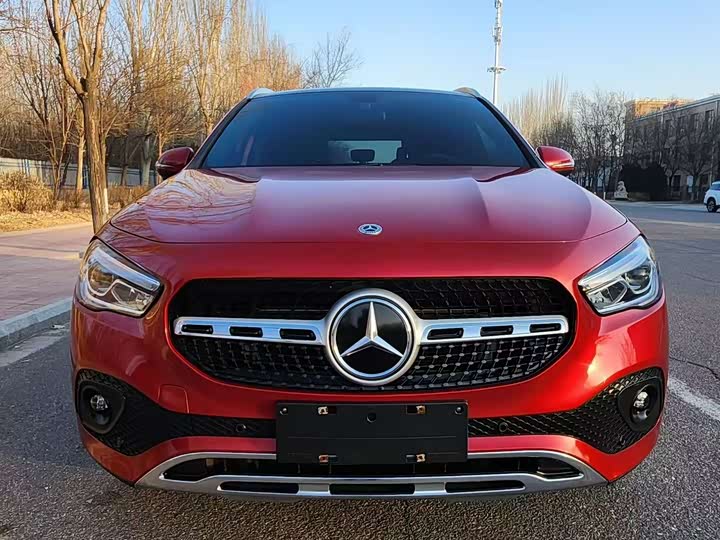 Фото 2 - Mercedes-Benz GLA-Class