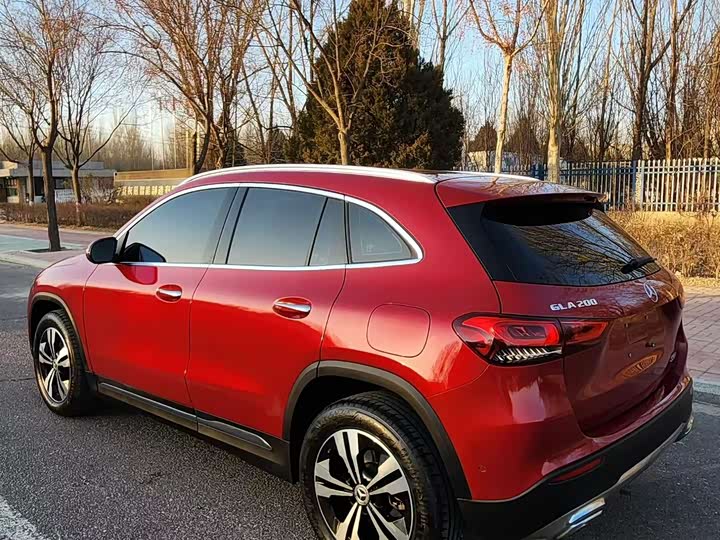 Фото 6 - Mercedes-Benz GLA-Class