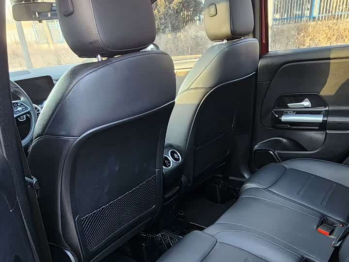 Фото 8 - Mercedes-Benz GLA-Class