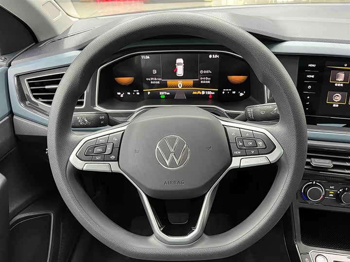 Фото 3 - Volkswagen Lavida