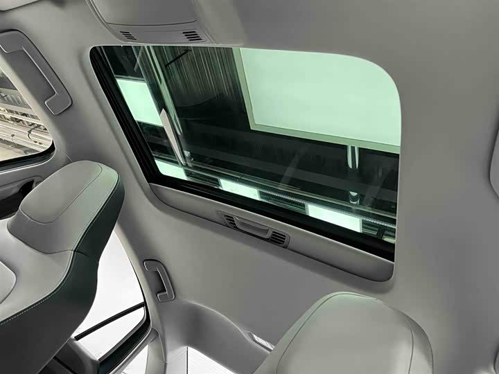 Фото 9 - Volkswagen Lavida