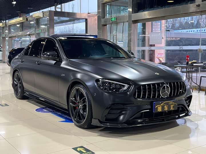 Фото 3 - Mercedes-Benz E-Class AMG