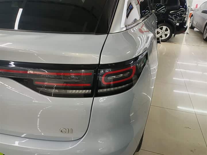 Фото 8 - Leapmotor C11