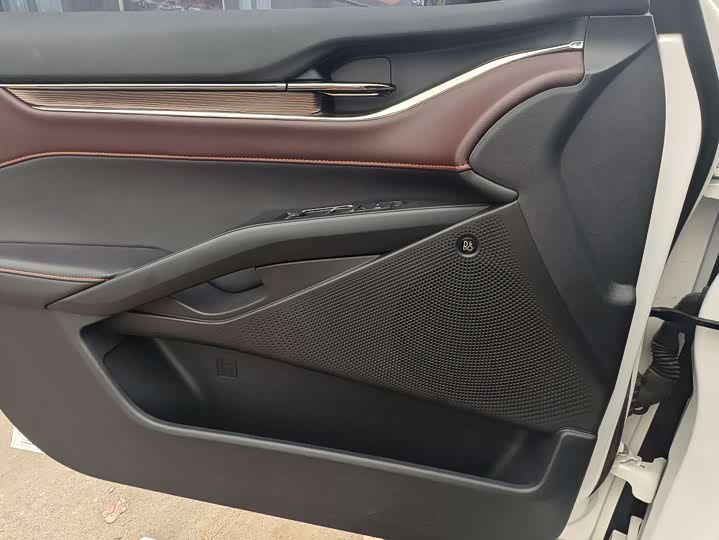 Фото 9 - Ford Mondeo