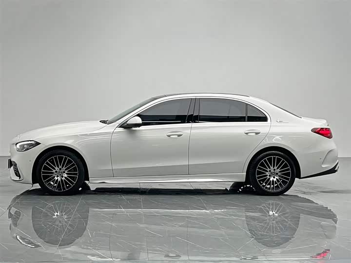 Фото 3 - Mercedes-Benz C-Class