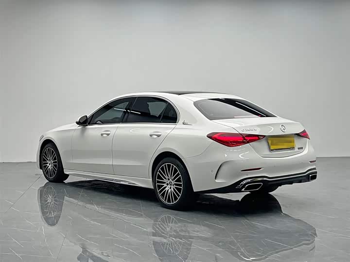 Фото 4 - Mercedes-Benz C-Class