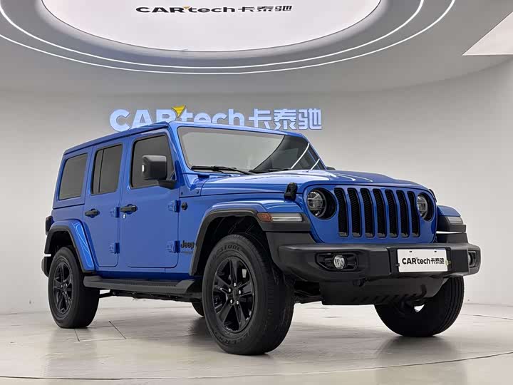 Фото 2 - Jeep Wrangler