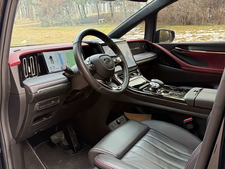 Фото 7 - GAC Trumpchi M8