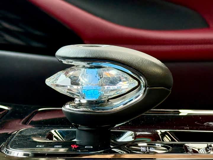 Фото 8 - GAC Trumpchi M8