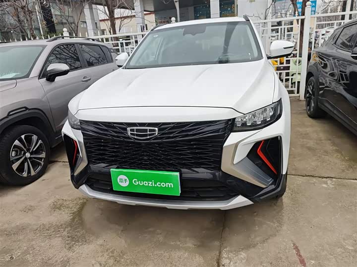 Фото 3 - Geely Atlas