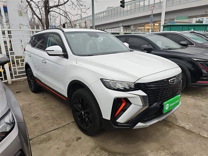 Фото 4 - Geely Atlas