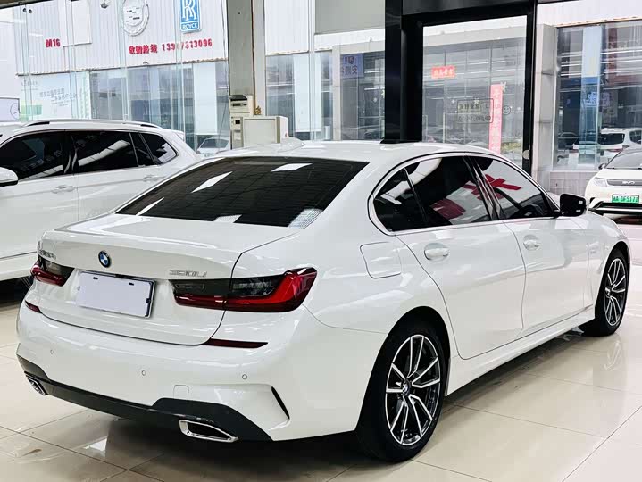 Фото 8 - BMW 3 Series