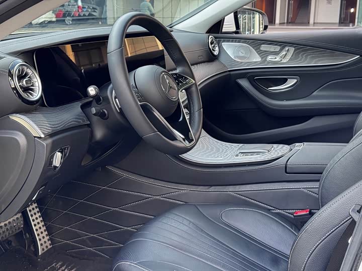 Фото 9 - Mercedes-Benz CLS-Class