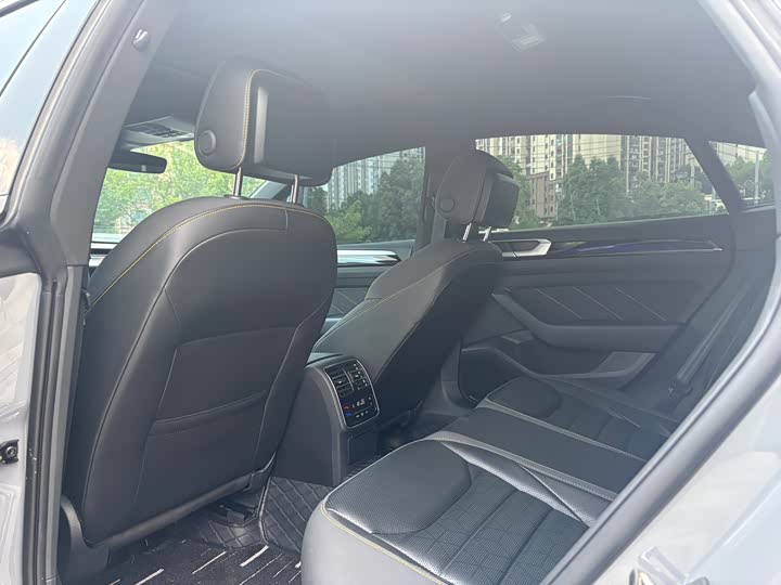 Фото 6 - Volkswagen CC