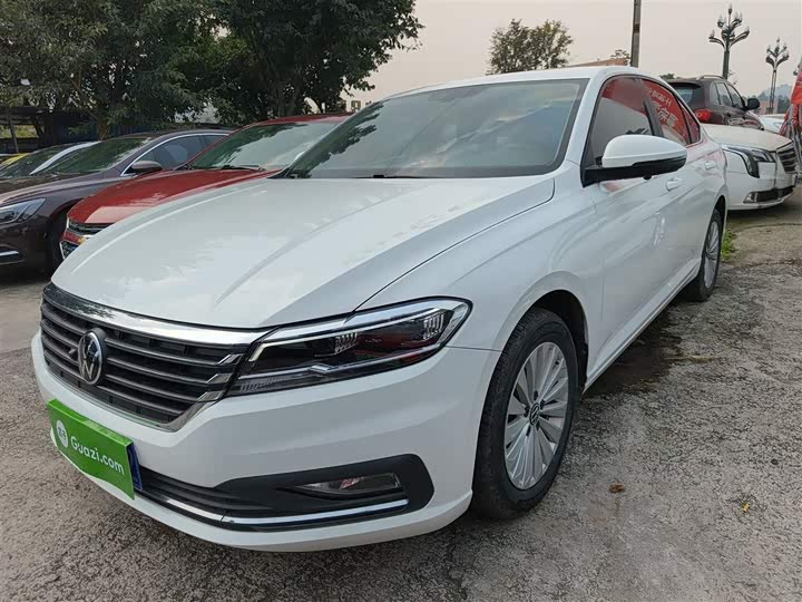 Фото 2 - Volkswagen Lavida