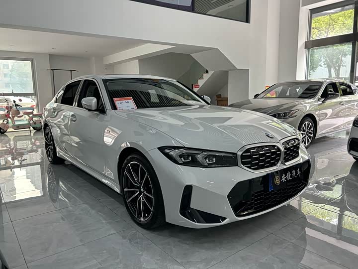 Фото 2 - BMW 3 Series