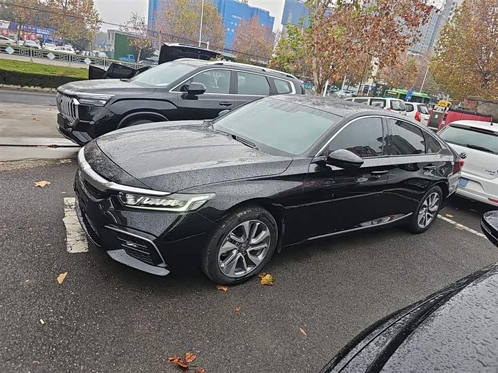 Фото 5 - Honda Inspire