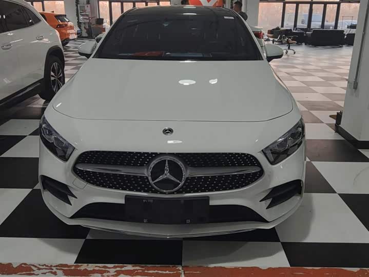 Фото 2 - Mercedes-Benz A-Class