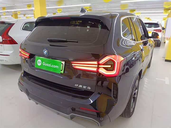 Фото 7 - BMW iX3