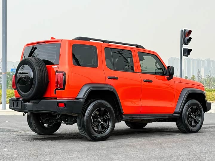 Фото 8 - Tank 300