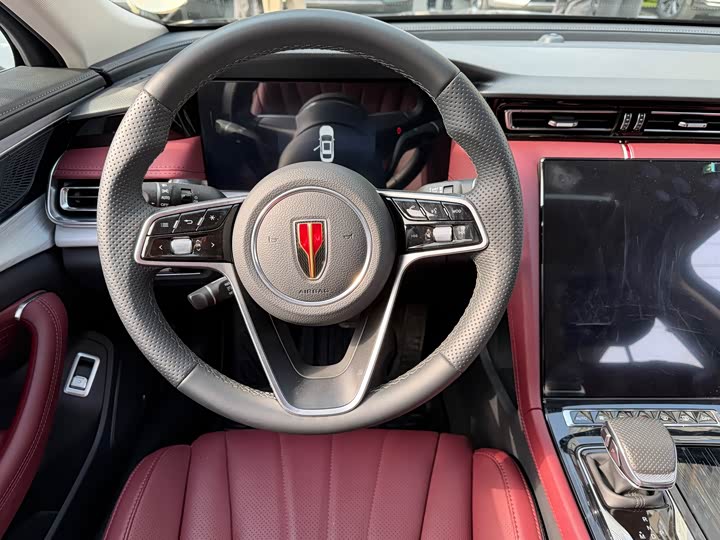 Фото 7 - Hongqi H5