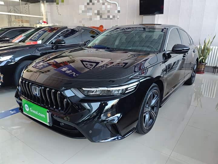 Фото 1 - Honda Inspire Hybrid