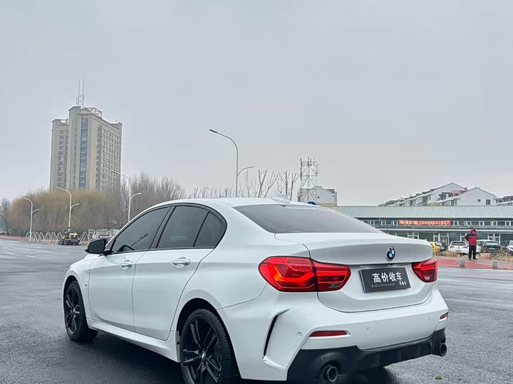 Фото 5 - BMW 1 Series