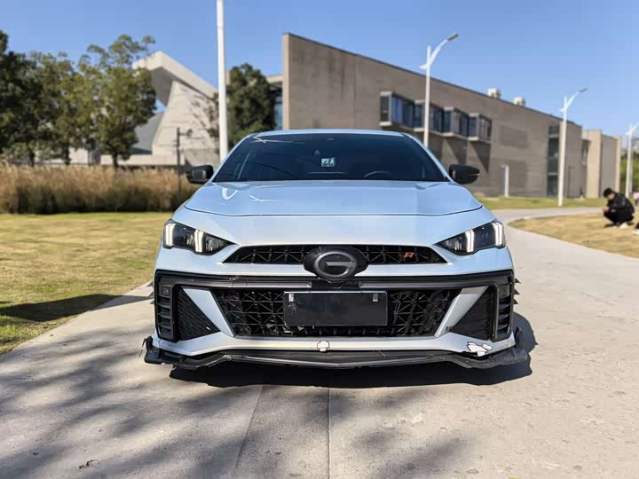 Фото 2 - GAC Trumpchi Empow R