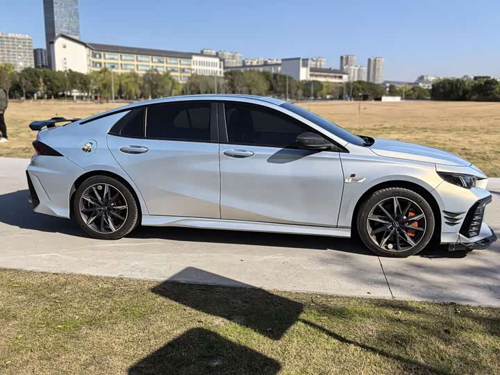 Фото 4 - GAC Trumpchi Empow R