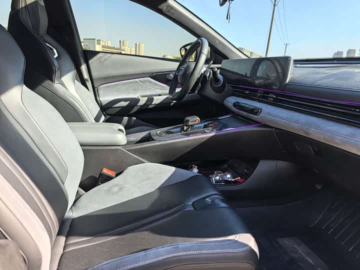 Фото 8 - GAC Trumpchi Empow R