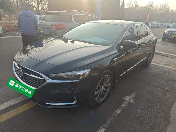 Фото 2 - Buick LaCrosse