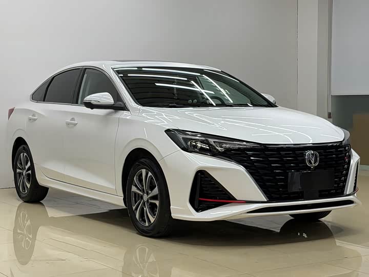 Фото 1 - Changan Eado Plus