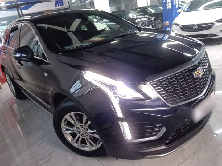 Фото 4 - Cadillac XT5