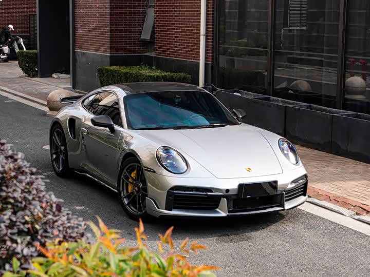 Фото 3 - Porsche 911